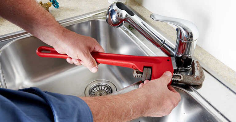 What Options Are Available To You If You Need Emergency Plumbing Service?